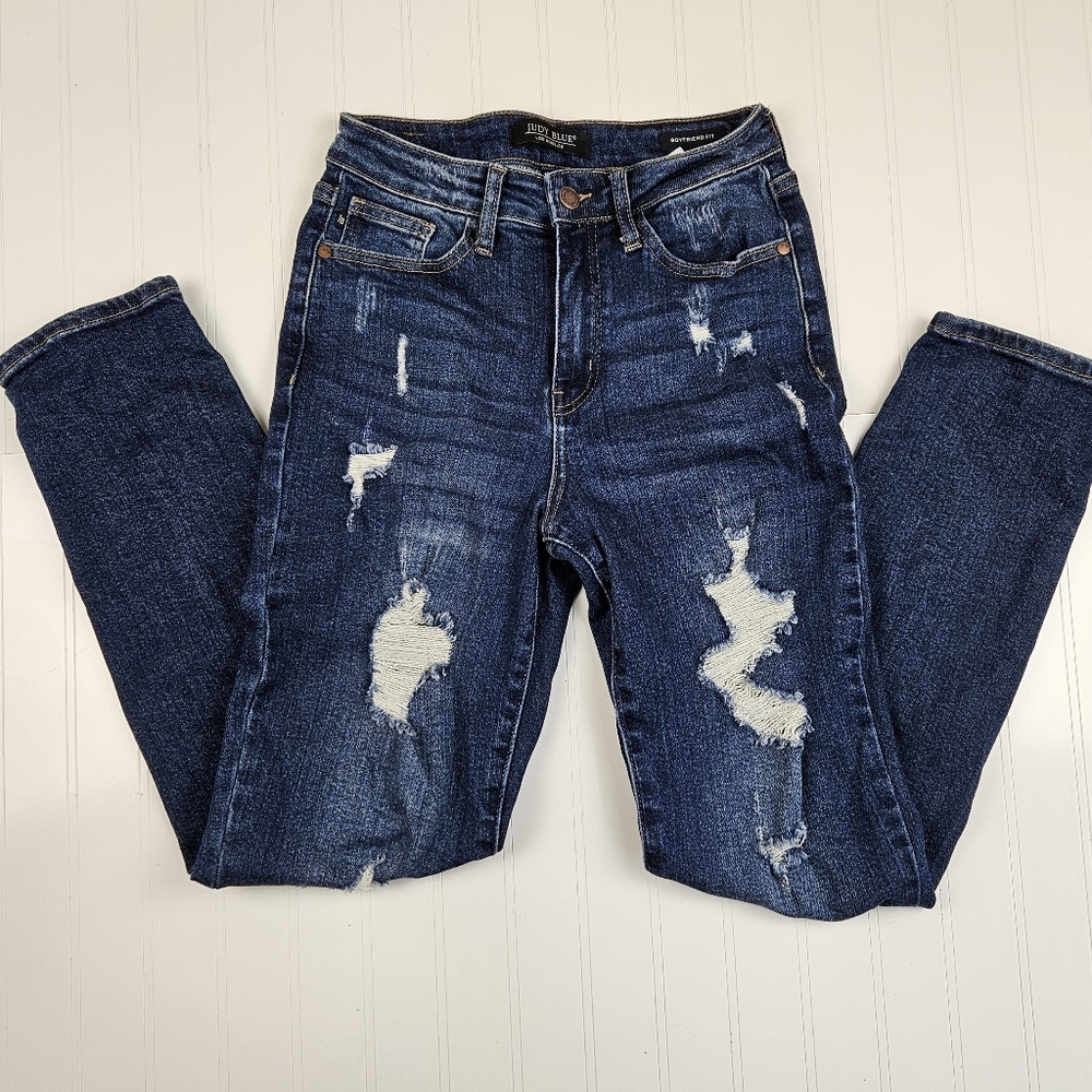 Judy Blue Boyfriend Fit Distressed Jeans